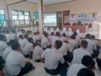 Danramil 1420-03/Marittengae Memberikan Wawasan Kebangsaan Kepada Siswa-Siswi UPT SMKN 5 Sidrap