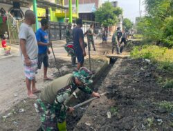 Kolaborasi bersama Pemerintah Setempat, Danramil 1420-05/Dua Pitue gelar karya Bhakti di Desa Kalosi.