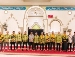 Pj Sekda Sidrap Lepas Jemaah Umrah Perdana Travel Al Mubarak