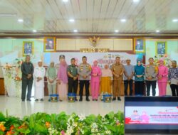 Kapolda Sulsel Melaksanakan Kunjungan ke Polres Bone dalam Rangka Cooling System (Bansos Pilkada Damai)