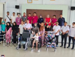 59 Penyandang Disabilitas di Sidrap Dapat Alat Aksesibilitas dari Kemensos