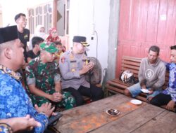 Kapolres, Dandim, dan Bupati Terpilih Sidrap Kunjungi Lokasi Kebakaran di Rijang Pittu