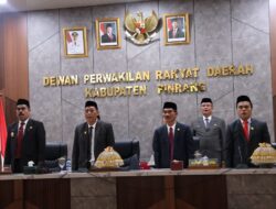 DPRD Pinrang Umumkan Hasil Penetapan Bupati Dan Wakil Bupati Terpilih Periode 2025-2030 Di Hadiri Pj Bupati Pintang