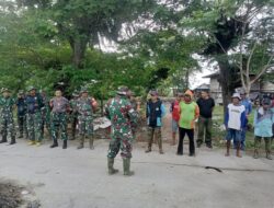 Koramil-03/Maritengngae Bersihkan Saluran Air Bersama Warga