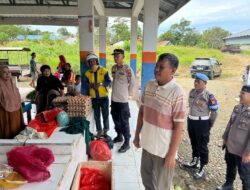 Kapolsek Pitu Riase Sambangi Pasar Barukku di Pertengahan Ramadhan