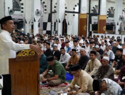 Ceramah Tarawih di Islamic Center, Bupati Sidrap Paparkan Visi Kepemimpinannya