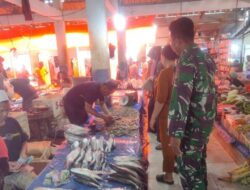 Sertu Bustan Jaga Stabilitas Harga di Pasar Dongi, Sidrap: Harga Tetap Terjangkau