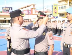 Kapolres Sidrap Pimpin Upacara Kenaikan Pangkat dan Penghargaan untuk Personel Berprestasi