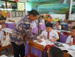 Bupati Sidrap Sidak Sekolah Dasar, Murid dan Guru Sambut Antusias