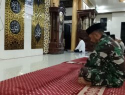 MELALUI SAFARI SUBUH BABINSA KORAMIL JAJARAN KODIM 1420/SIDRAP MENGAJAK WARGA UNTUK TINGKATKAN KEIMANAN DAN RAJIN BERIBADAH