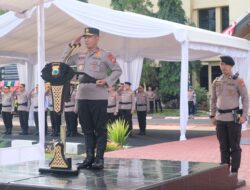 Kapolda Sulsel Pimpin Upacara Kenaikan Pangkat Personel Polri Periode 1 Juli 2025 dan PNS Polri Polda Sulsel