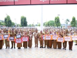 Bupati Andi Utta Serahkan Penghargaan bagi Pemenang Inovasi Daerah