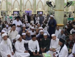 Bupati Sampaikan Pentingnya Kebersamaan Tiga Komponen di Acara Zikir di Masjid Raya Rappang