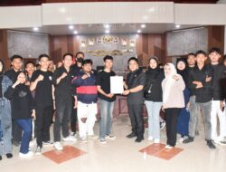 Wakil Ketua DPRD Pinrang Sakkairfandi Terima Aksi Mahasiswa, Janji Kawal Perbaikan Pendidikan Di Pinrang