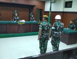 Makassar – Sidang Lanjutan atas kematian Prada Muhammad Reski Putra Pratama Arief, dalam sidang yang digelar pada Rabu, 1 Oktober 2025 merupakan sidang pembacaan putusan, sekitar 5 jam lebih majelis hakim membacakan 80 halaman dan disaksikan oleh para pengunjung sidang.