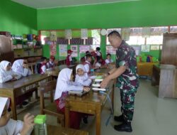 54.300 Orang di Sidrap Dapat Makan Bergizi Gratis, Babinsa Ramil Kodim 1420/Sidrap Turut Pendampingi