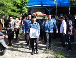 Ratusan Pelayat Lepas Jenazah Kabid Aptika Diskominfo Bulukumba, Mulyadi Ganie