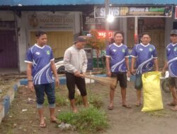 UPTD Pasar Sentral Pangkajene Gelar Jumat Bersih Melalui Kerja Bakti Lingkungan Pasar