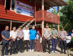 Pemkab Pinrang Kolaborasi Polres Pinrang Renovasi Rumah Layak Huni Kepada Keluarga Mujia Di Kelurahan Padaidi Kecamatan Mattiro Bulu