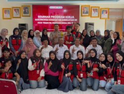 Mahasiswa KKN Profesi Kesehatan Unhas Paparkan Program Pengabdian Berbasis Kebutuhan Warga Desa Talawe