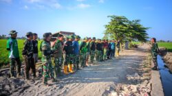 Laksanakan Apel Pagi “Sebelum Ke Lokasi Sasaran Fisik ” Satgas TMMD Ke -129 Kodim 1404/Pinrang”