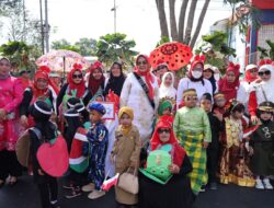 Karnaval Taman Kanak Kanak Dan Pendidikan Usia Dini  Turut Ramaikan HUT RI Ke 81