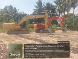 Diduga Tambang Liar, excapator Keruk Sungai Saddang Pinrang Hingga  Bentuk Kubangan Dalam