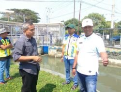 Untuk Menjaga Produktivitas Pertania Pemkab Pinrang Distribusikan Air Irigasi