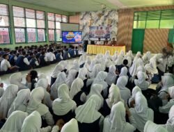 Satresnarkoba Polres Pinrang Edukasi 150 Pelajar SMPN 1 Cempa Soal Bahaya Narkoba