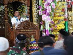Peringatan Maulid di Masjid Hidayatullah, Bupati Sidrap Soroti Semangat Berbagi Warga Batulappa