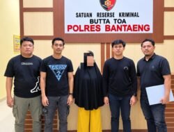 Perempuan terduga pelaku pencurian gelang emas di dua lokasi di amankan unit Reskrim polsek dua pitue