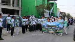 Langkah Sehat, Semangat Tumbuh! Nurkanaah Hadiri Jalan Sehat Milad ITKES Muhammadiyah Sidrap